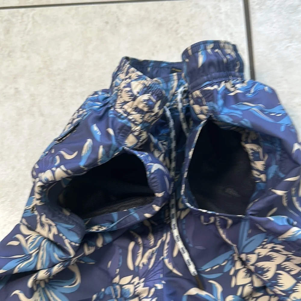 Brooks‎ Brothers Blue Pineapple Swim Trunks